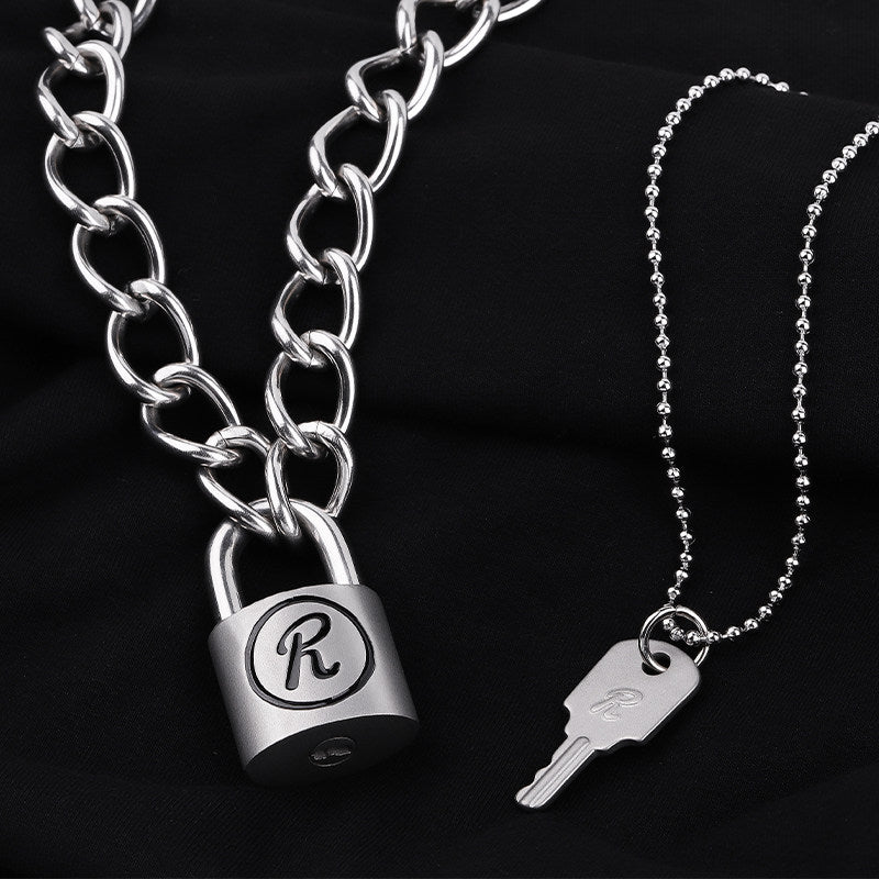 NANA R Lock Necklace